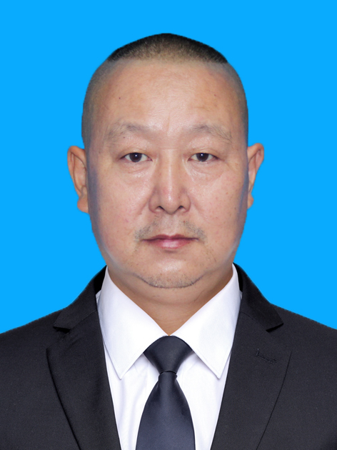 徐  坚 
